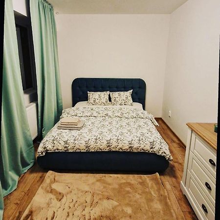 Lux & Confort - Apartament 3 Camere Bucarest Esterno foto
