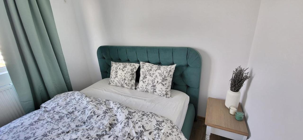 Lux & Confort - Apartament 3 Camere Bucarest Esterno foto